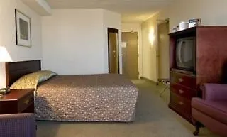 Best Western Plus Toronto North York Hotel & Suites