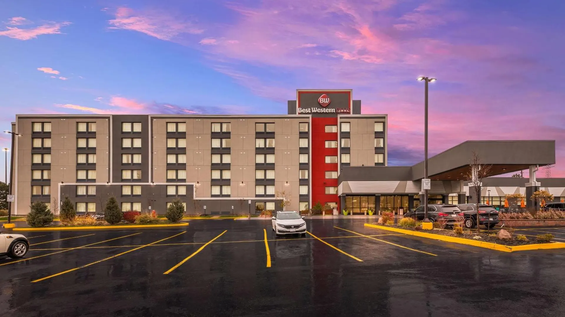 Best Western Plus Toronto North York Hotel & Suites