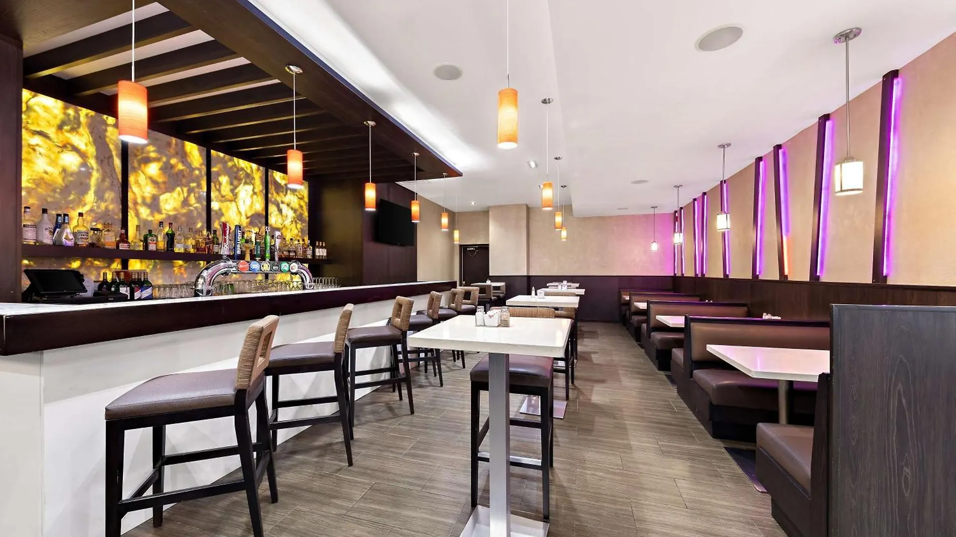 Best Western Plus Toronto North York Hotel & Suites