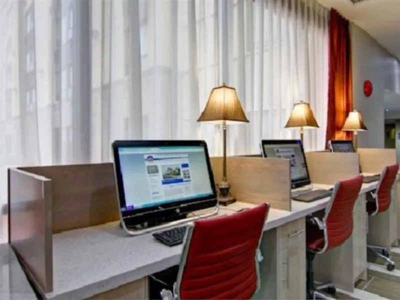 Best Western Plus Toronto North York Hotel & Suites