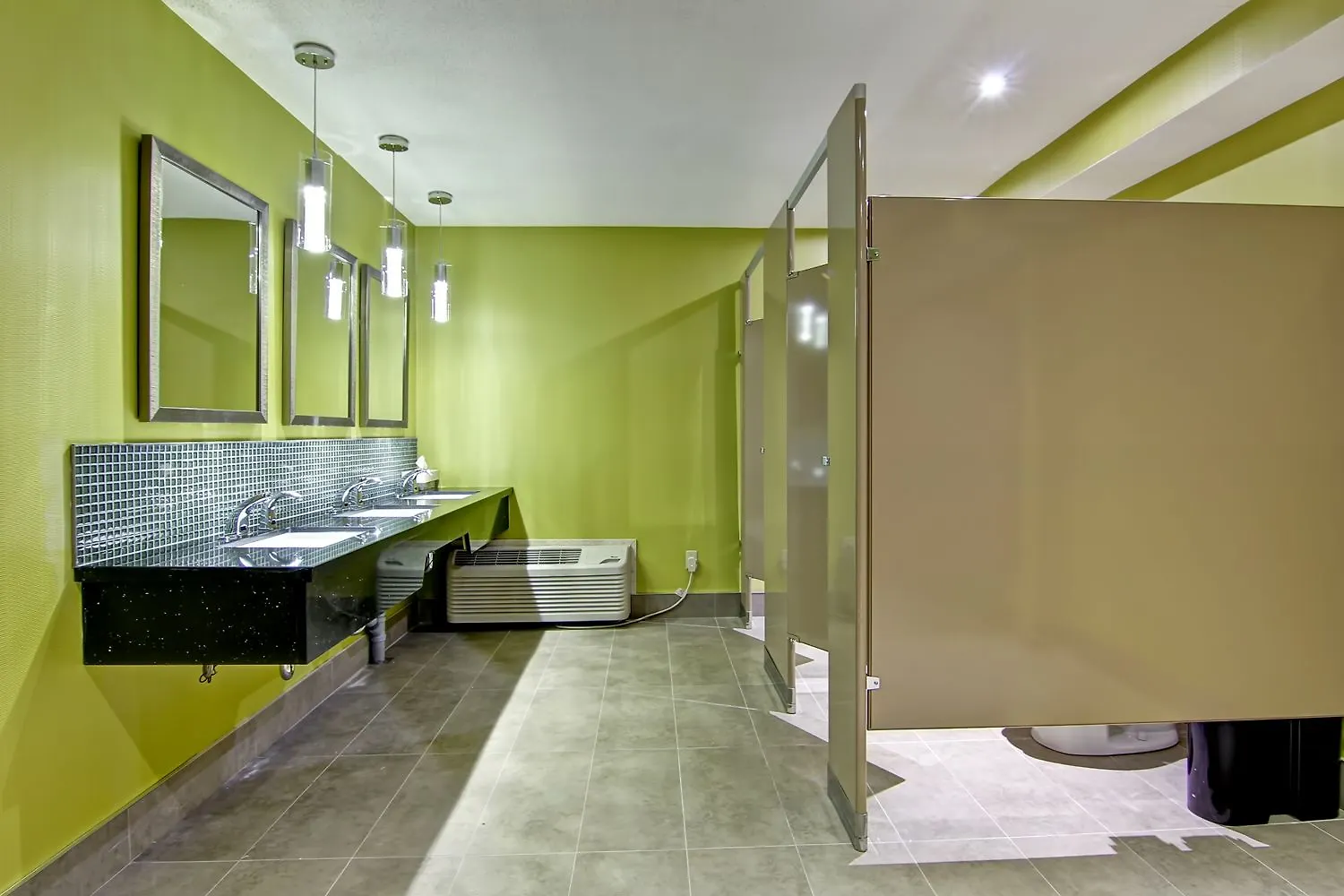 Best Western Plus Toronto North York Hotel & Suites