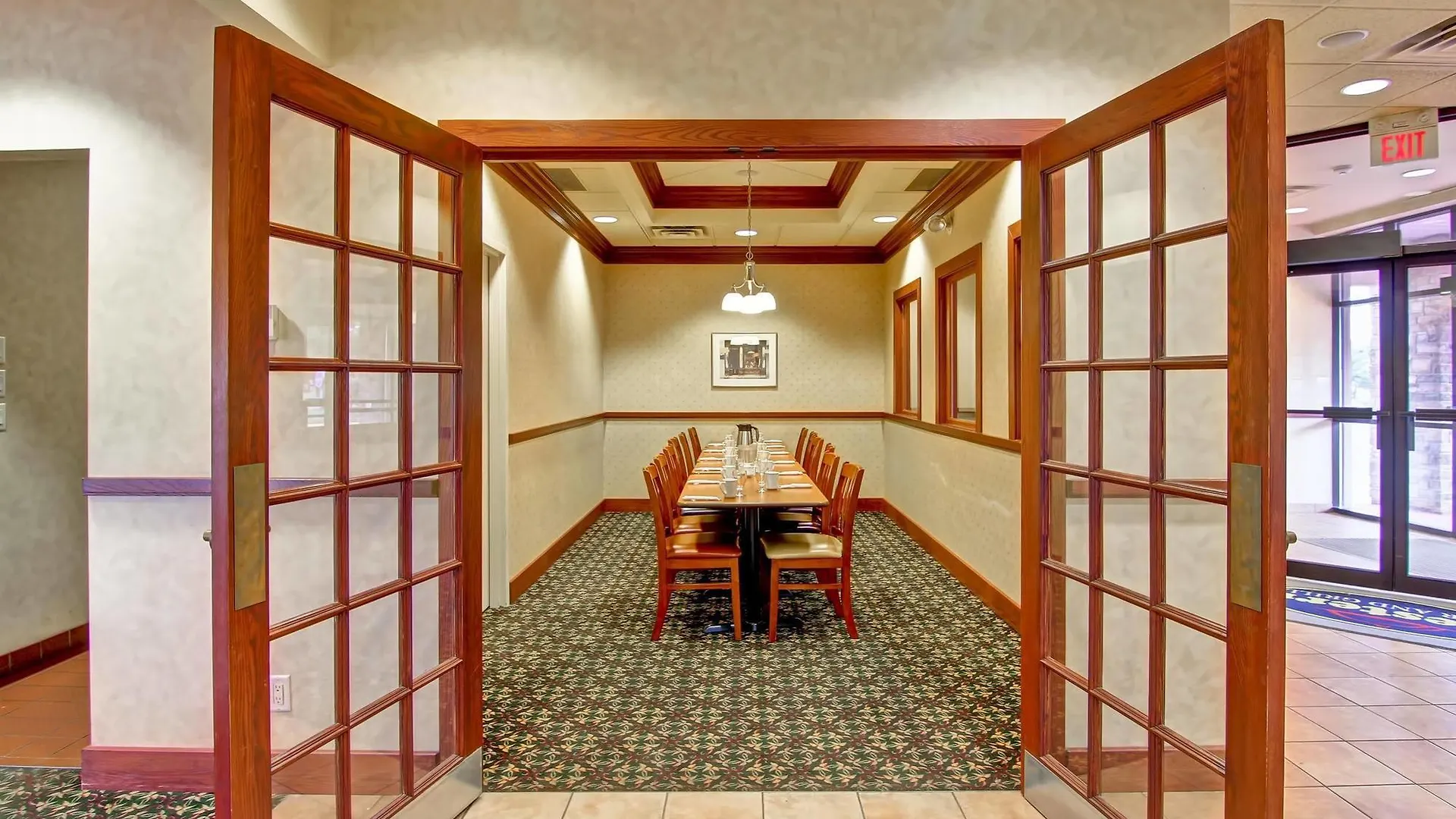 Best Western Plus Toronto North York Hotel & Suites