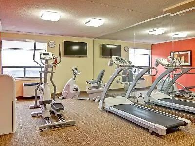 Best Western Plus Toronto North York Hotel & Suites 4*,  Canada